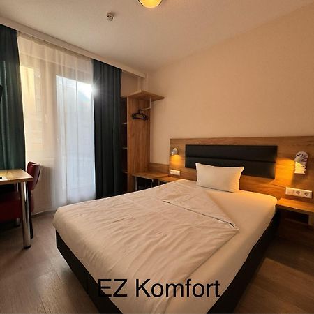 Hotel Gute Hoffnung Pforzheim Bagian luar foto